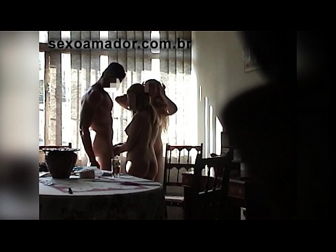 ❤️ Inimbitahan ng mga sex friends ang isang higanteng lalaki at isang threesome kasama niya ❤❌ Porno fb sa tl.porno-fuq.ru ❌️